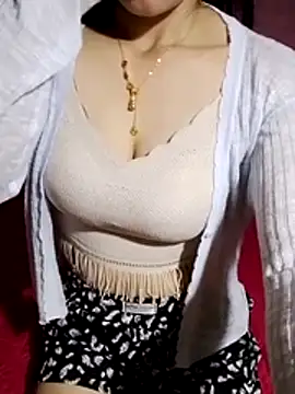 Mryy-ryy's Live XXX Chat