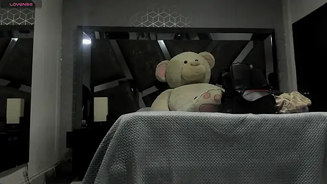 ElektraBomdans' Webcam Show