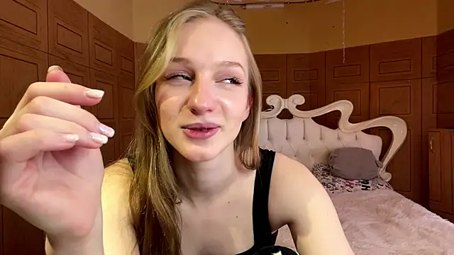 Anika_Socutehe – Naživo XXX chat