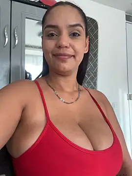 Sara-77's Live XXX Chat