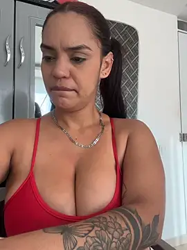 Czat XXX na żywo – Sara-77