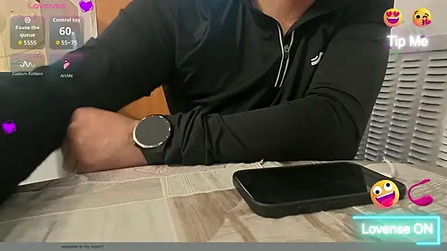 TARKAN1 Live XXX-chat