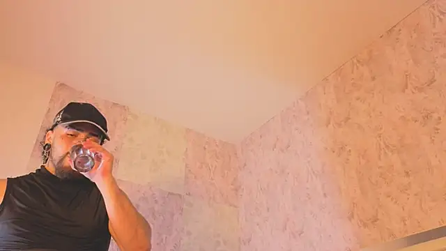 Benny_and_Mark – Naživo XXX chat