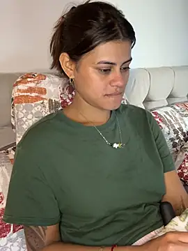 RachelWeisz_ Chat XXX in diretta