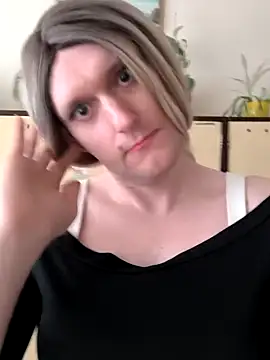 MilenaUKn Webbikameraesitys