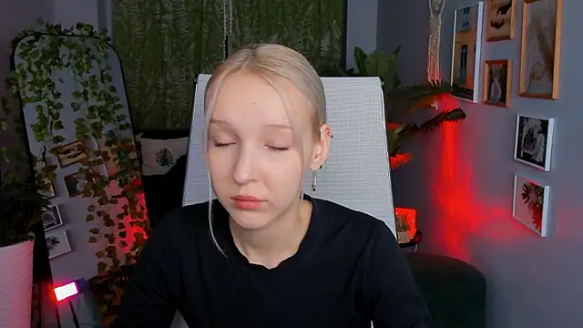 MaoqiBeverly Chat XXX live