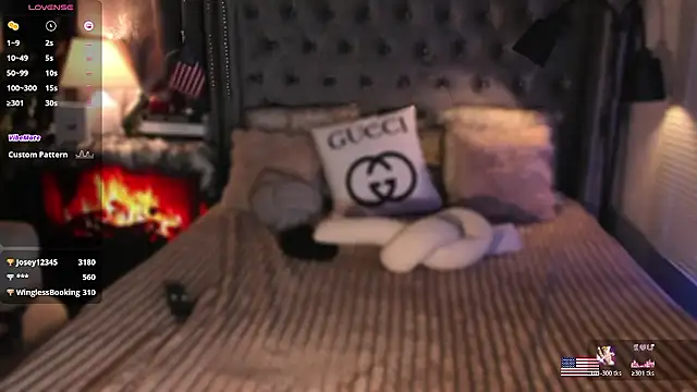 ZyraGoddesのライブXXXチャット