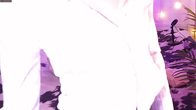 _Moonlight_t's Live XXX Chat