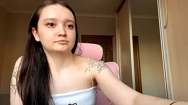 TrulaPhay: онлайн-секс-чат