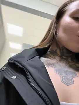 KishaMur Adlı Modelin Canlı XXX Sohbeti