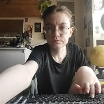 Shy_Bamby's Live XXX Chat