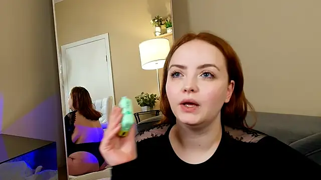 XXX chat uživo modela blessbinny