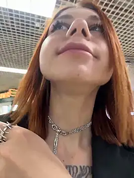 XXX chat uživo modela RosieSecret