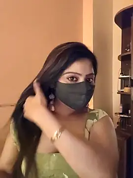 Show modela deepu_urs na web-kameri