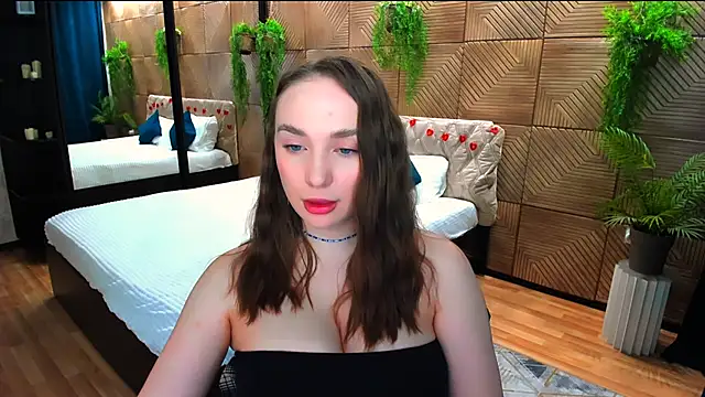 TrueReincarnation's Live XXX Chat