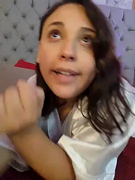 دردشة LizzRouse الجنسية المباشرة