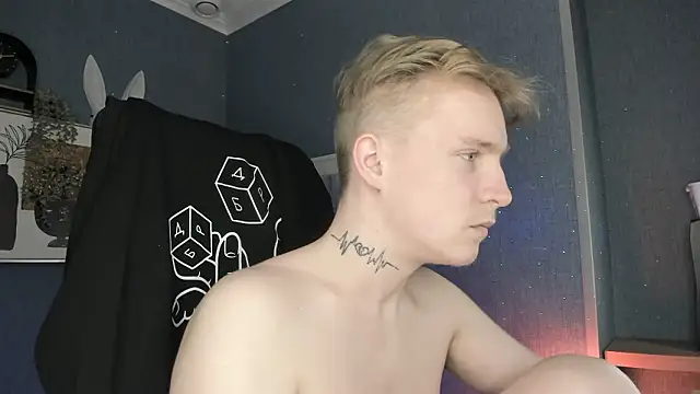 AlexxSweet élő XXX-chatje