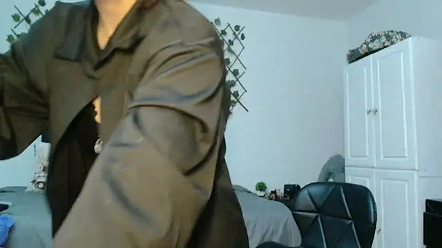 Dama_Scarlata18 Adlı Modelin Canlı XXX Sohbeti