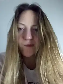 KattyLuuu's Live XXX Chat