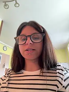 Brutecia2002's Live XXX Chat