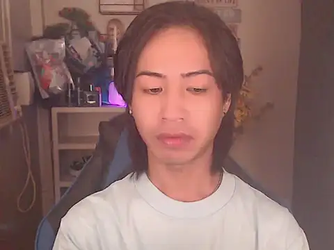 Erin_23 Chat XXX in diretta