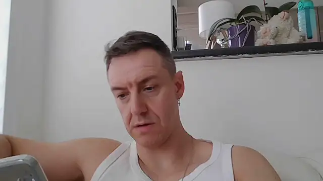 ploki2180: онлайн-секс-чат