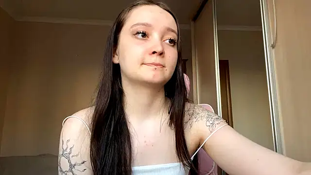 TrulaPhay's Live XXX Chat