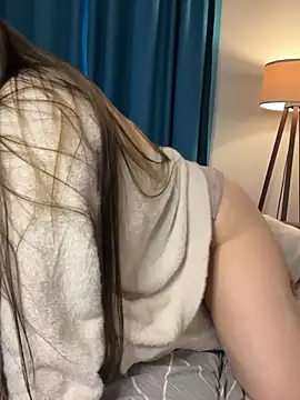 Lovely_Waifu élő XXX-chatje