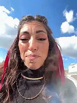 Chatroom XXX en direct de Lalla_Amani