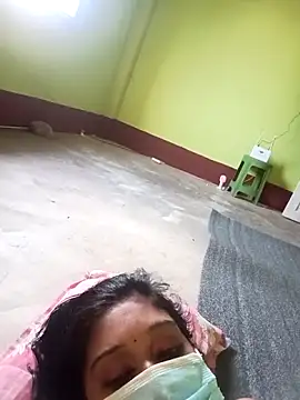 XXX chat uživo modela bannerjeesneha20