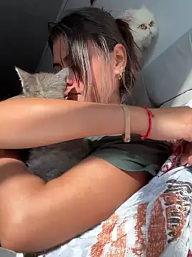 RachelWeisz_ Adlı Modelin Canlı XXX Sohbeti