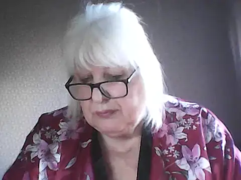 Alexia64231's Webcam Show