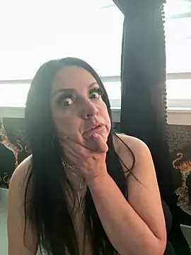 BelessA4u élő XXX-chatje