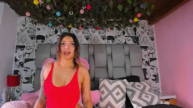 LucyRosse Obrolan Langsung XXX