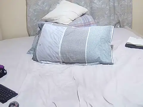 XXX chat uživo modela slender_sweet