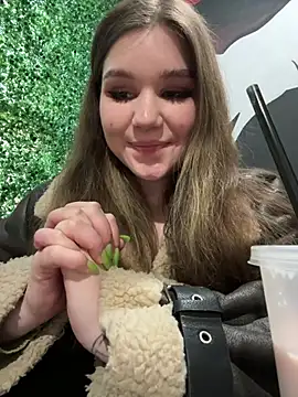 Pokazy przed kamerką – PumaShyXD