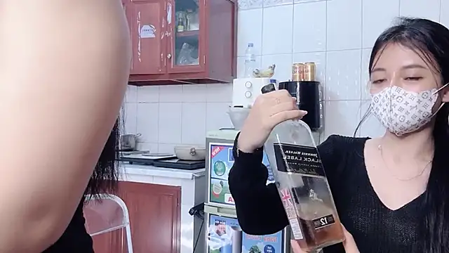 LyLy_Officeのウェブカメラショー