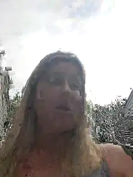 NikkiBlisss Chat XXX in diretta