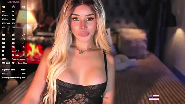 Онлайн чат XXX ZyraGoddes