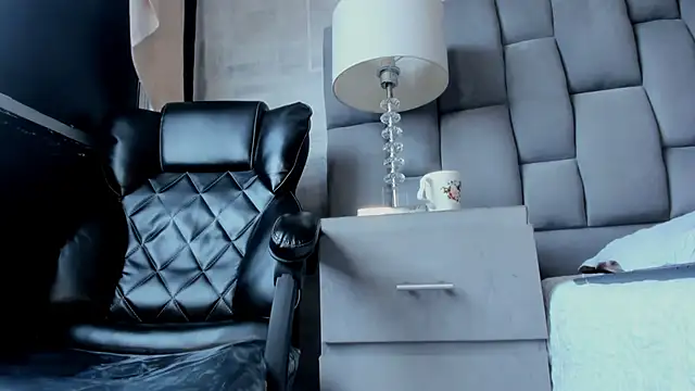 LiamDeepのライブXXXチャット