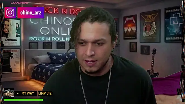 chino_roz Show Webcam