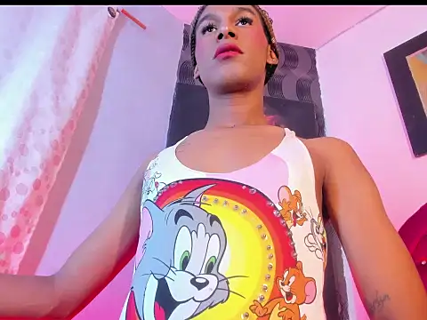 Pokazy przed kamerką – Ciara_HotTs