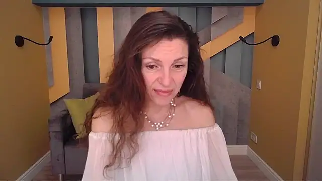 EllaLong: απευθείας συνομιλία ΧΧΧ