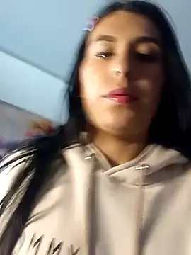 Chat +18 de charlottte_wh ao vivo