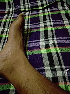 horny_techie: διαδικτυακό σόου στην κάμερα