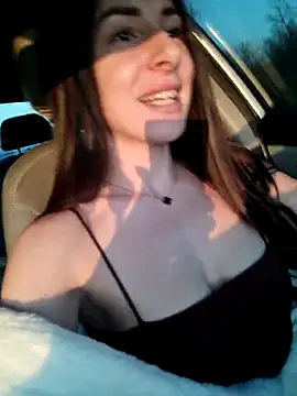 Chat +18 de GroaningJute ao vivo