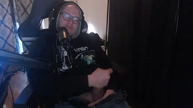 chicostick413 Webcam Show