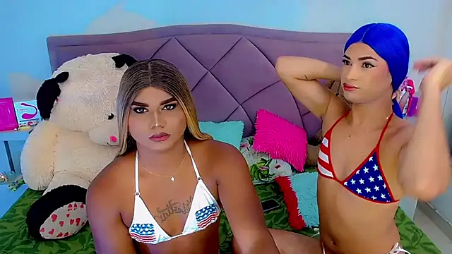 party_duo_trans: διαδικτυακό σόου στην κάμερα