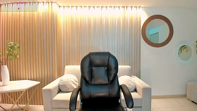 NatalieLewis 라이브 XXX 채팅