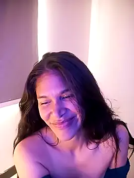 _aish_a লাইভ XXX চ্যাট